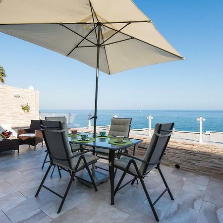 Seashore Bungalow Stunning توريمولينوس المظهر الخارجي الصورة